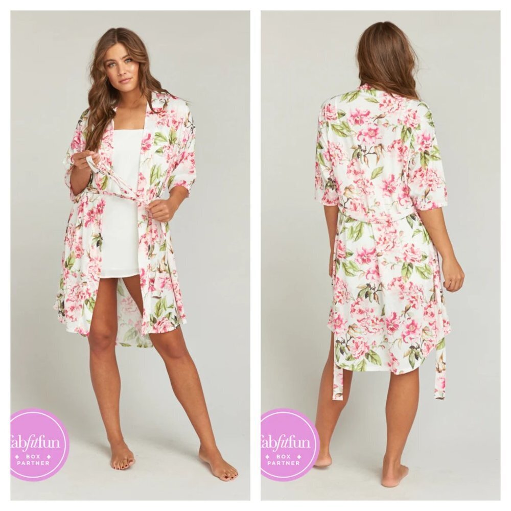 Show Me Your Mumu Brie Garden of Blooms White & Pink Floral Robe O/S One Size